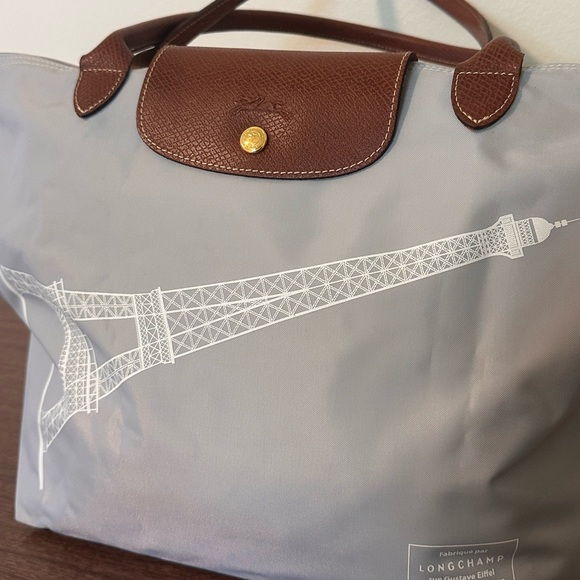 NEW Longchamp Le Pilage Light Grey - Limited Edition Eiffel Tower - Medium - Picture 2 of 16